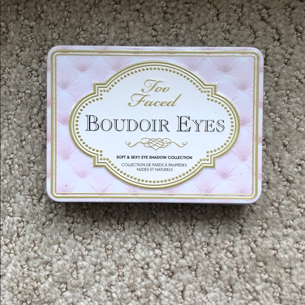 Too faced Boudoir Eyes palette